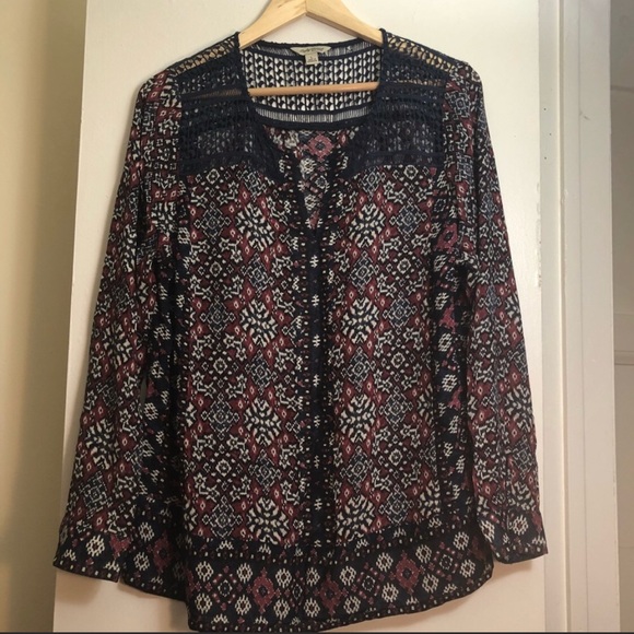 Lucky Brand Tops - 🌼Blouse Sale🌼Blue Printed Crochet Blouse